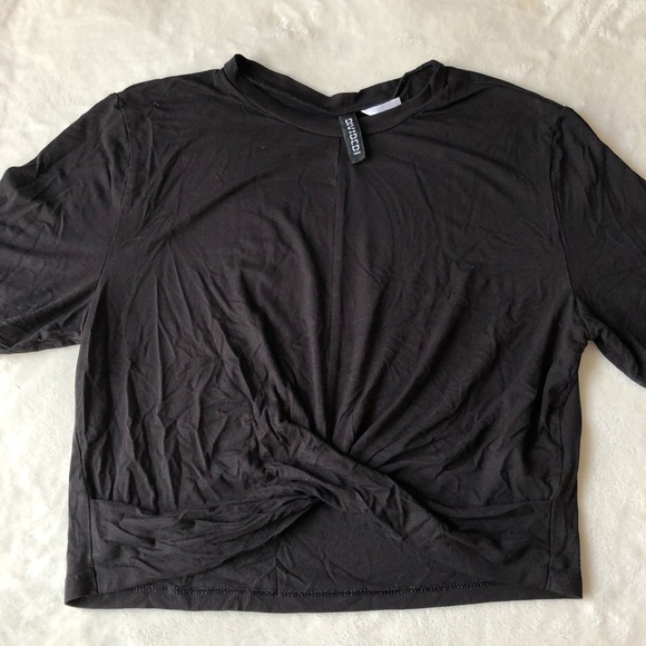 Black twisted crop top